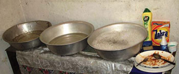 The three bowl system for washing soiled dishes